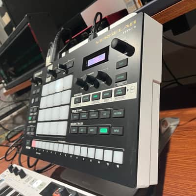 Roland Verselab MV-1 2021 - Present - Black - Great condition image 2