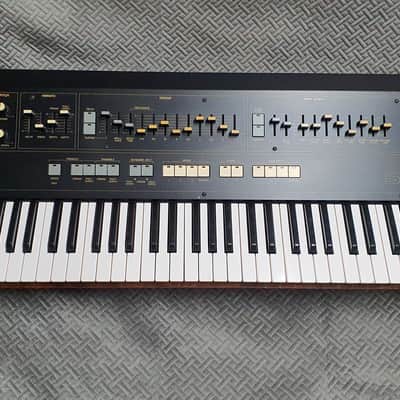 Yamaha SK-20 Symphonic Ensemble Synthesizer 1979 - 1980 - Black
