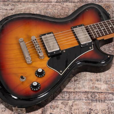 Novo Solus H2 - 3 Tone Burst, Light Aging image 18