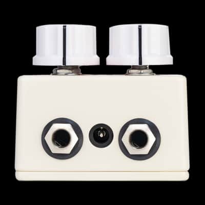 EarthQuaker Devices Gary Automatic Pulse Width Modulation/Fuzz/Overdrive Pedal image 7