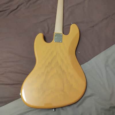 Squier Paranormal Jazz Bass '54 2020 - Butterscotch Blonde image 5