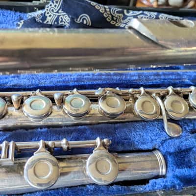 Gemeinhardt 2SP Straght-Headjoint Flute with pass-through needle - Silver-Plated image 2