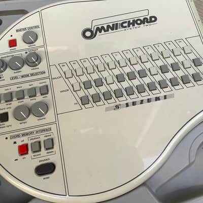 Suzuki OM-84 Omnichord 1984 Original vintage made in Japan / with case image 6