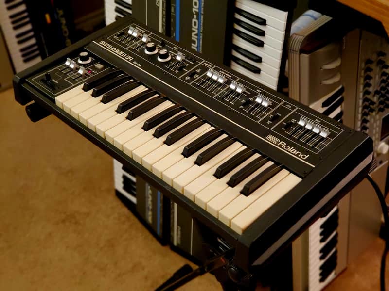 MUST SEE!!! ROLAND SH-09 SYNTHESIZER FULLY INSPECTED, SERVICED, IN AMAZING CONDITION! image 1