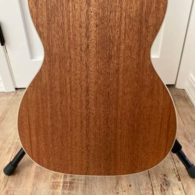 Larrivee 00-40 Legacy Series Sitka Spruce/Mahogany 2021 Natural Satin finish image 2