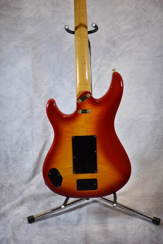 1987 Yamaha Session II SE903P MIJ - Cherry Sunburst, Active SSS