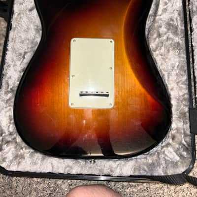 Fender American Professional Stratocaster HSS Shawbucker with Rosewood Neck 2017 - Sunburst image 4