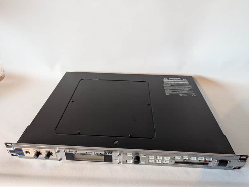 Roland Fantom-XR Rackmount Synth / Sampler | Reverb