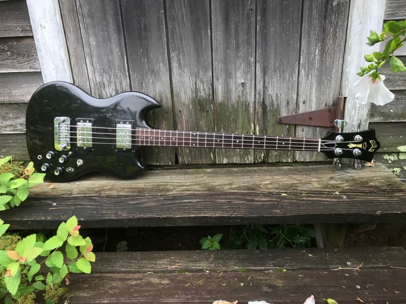 Rare  1977  Guild JetStar JSB-II Stereo/Mono 4-string Bass Black with OHSC image 1