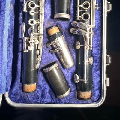 Bundy 1980's Bb Clarinet With Case image 2