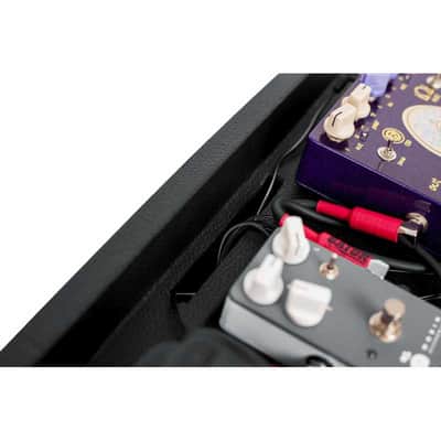Gator GPT-BL-PWR-CE Pedalboard bois 16.5"x12" avec housse nylon et alimentation image 8