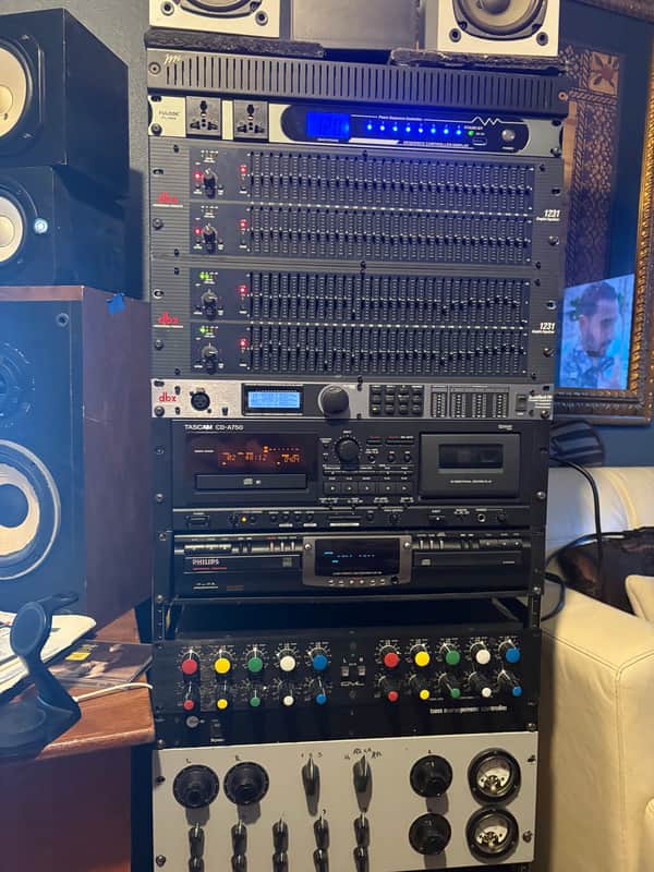 dbx 1231 Dual Channel 31-Band EQ 2010s - Black image 1