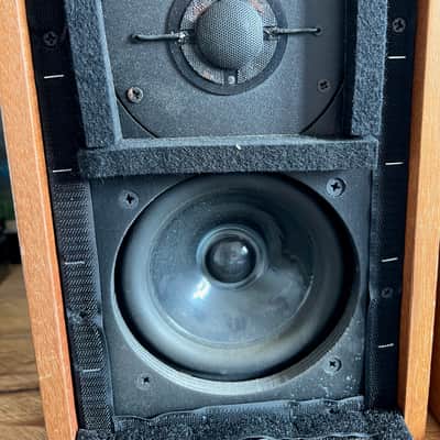 Matched Pair Vintage 1980s Rogers BBC LS3/5A 15ohm Monitor Speakers 23000 Serial image 5