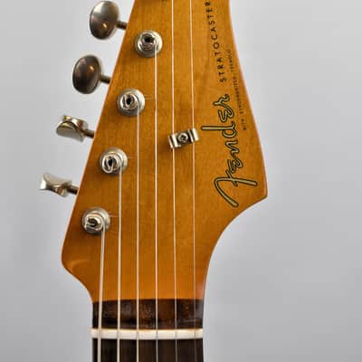 Fender Vintera II Road Worn 60s Stratocaster Sonic Blue Nitro Vintage Pickups with Case image 10
