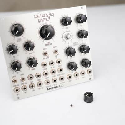 Livewire Audio Frequency Generator Eurorack Synthesizer Module #58426 image 9