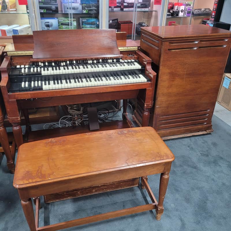 Hammond B3 Organ with Leslie model 22R Speaker 1964 image 1