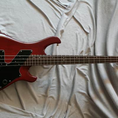 ENDS THIS FRIDAY ! Gibson Victory Artist Bass 80's Red A Great Player ! Gibson gig bag image 1