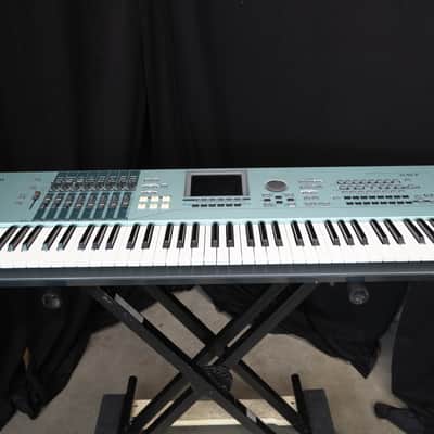 Yamaha Motif XS 7 Production Synthesizer 2000s - Gray image 1