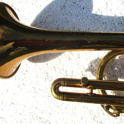Holton Collegiate Cornet, 1940, Gold, Case, Very Clean image 12