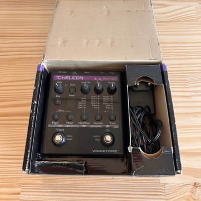 TC Helicon VoiceTone Synth in Original box with support CD, cable and Original Power Supply in Excellent Condition image 13