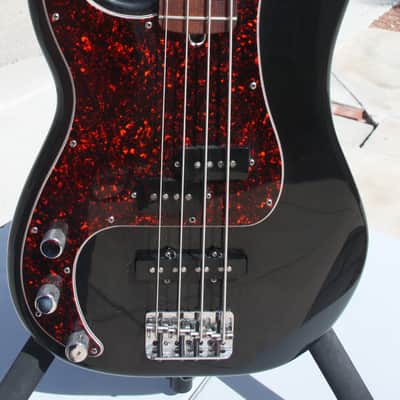 Fender Precision Bass  USA Black Left Handed 2000 image 2
