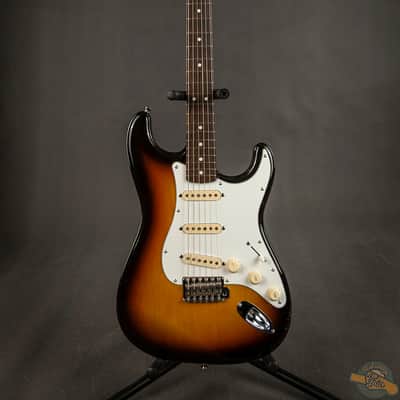 Fender Stratocaster Standard 1990s - 3-Tone Sunburst image 1