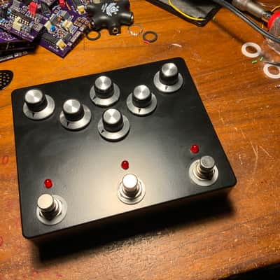 Super Freq Parentheses Fuzz (EQD Life Clone) 2020 Black image 1