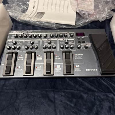 Boss ME-80 Multi-Effect Unit with AC Adaptor (Mint conditions) image 3