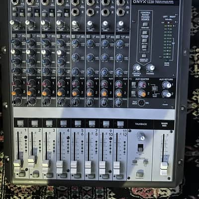 Mackie Onyx 1220 12-Channel Analog Mixer | Reverb