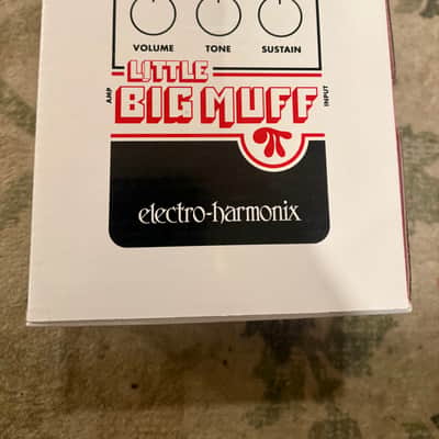 Electro-Harmonix Little Big Muff Pi Distortion / Sustainer 2006 - Present - Gray / Black / Red image 3