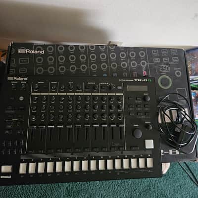 Roland TR-8S AIRA Rhythm Performer with Sample Playback 2018 - Present - Black image 1