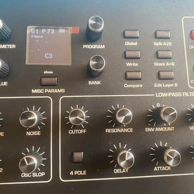 Dave Smith Instruments Prophet Rev 2 8 Voice Sequential image 3