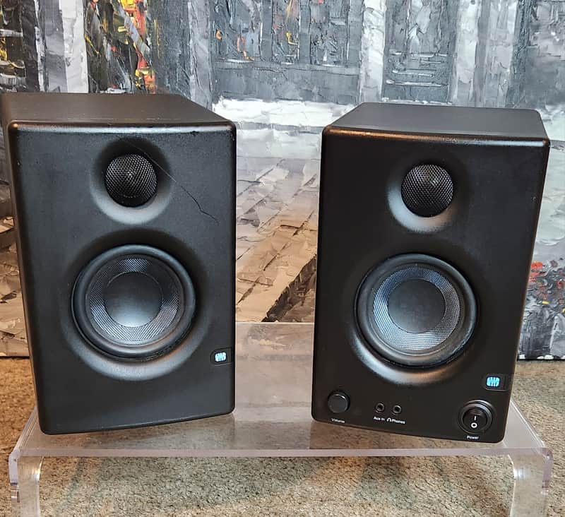 PreSonus PreSonus Eris 3.5 (2nd Gen) compact powered desktop monitors 90s - Black image 1