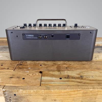 Immagine Yamaha THR30IIA Desktop Acoustic Amplifier - USED - 4