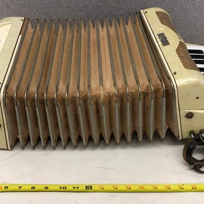 Camerano 25 Key Beginner Accordion - Made in Italy - 1960’s - Mother of Pearl Finish image 6
