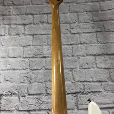 Peavey Fury 4 String Bass White 1980s image 8