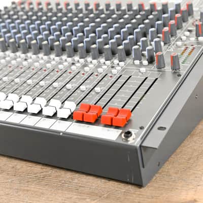 Soundcraft Spirit FX16 16-Channel Audio Mixer (NO POWER SUPPLY) CG007U6 image 6