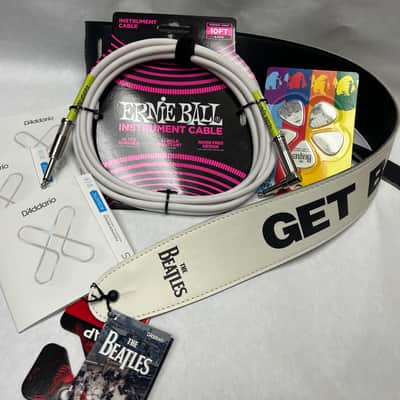 D'Addario The Beatles White Guitar Bundle - White image 11