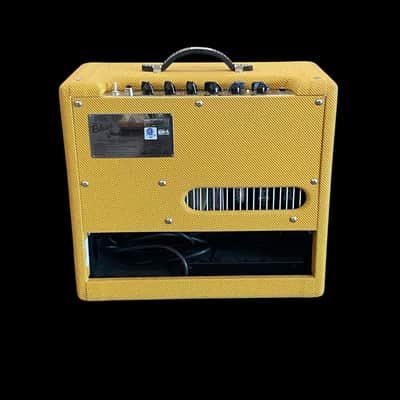 Fender Blues Junior 15-watt 1 x 12-inch Combo Amplifier - Lacquered Tweed - Used image 2