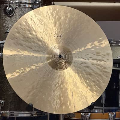 Paiste 20" Signature Traditionals Thin Crash Cymbal 1838g image 2