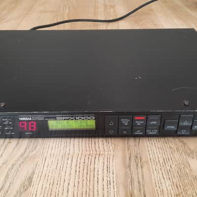 Yamaha SPX1000 Professional Multi-Effect Processor - Recapped image 2