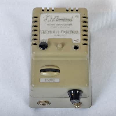 DeArmond Tremolo Control model 60B 1964-5 image 2