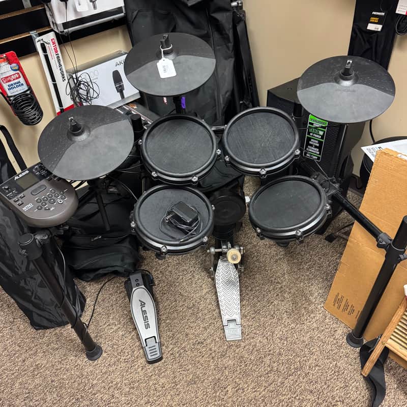 Alesis Nitro Mesh Kit Electronic Drum Set 2010s - Black image 1