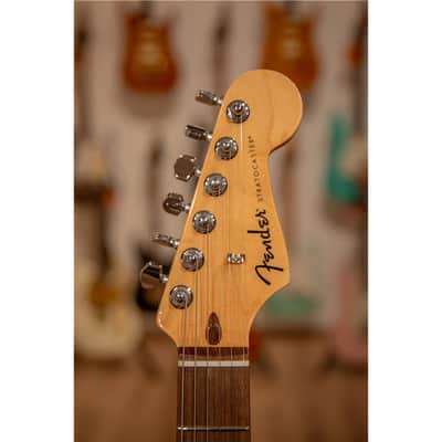 FENDER Standard Stratocaster 3-Color Sunburst image 5