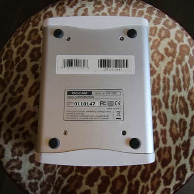 TASCAM US-122L USB Audio Interface 2010s - Silver image 6