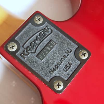 Kramer F-6000 1987 Red image 10