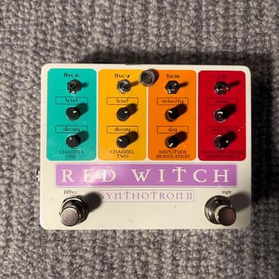Red Witch Synthotron II 2010s - Graphic image 2