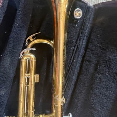 Yamaha YTR-2320 Trumpet imagen 7