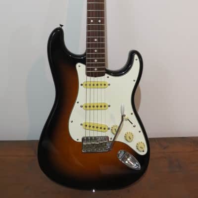 Stratocaster (made in japan)Tokai springy sounds image 2
