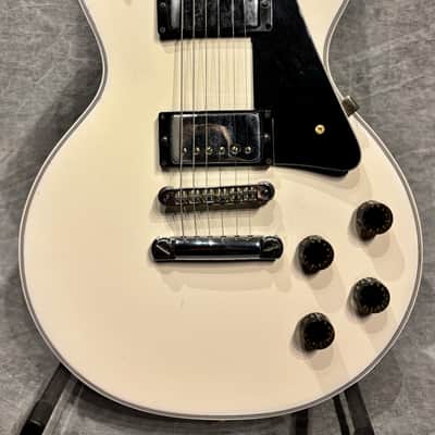 Gibson Les Paul Custom 74/75 - White image 2